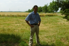 DIGITAL CAMERA